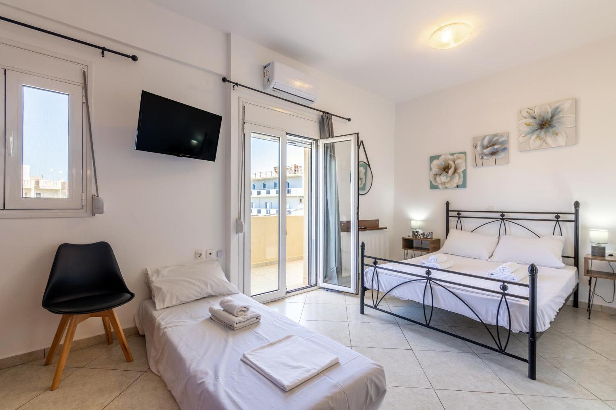 Studio On The Closest Beach To The City! Amoudara  Exterior photo